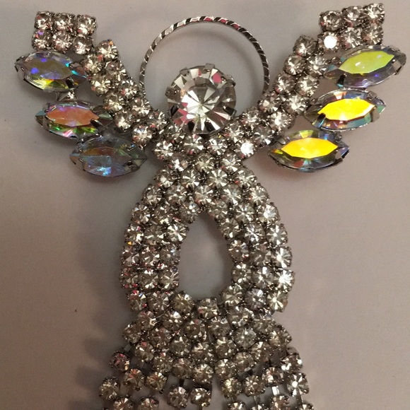Large Rhinestone Angel Pin Brooch - Picture 2 of 2